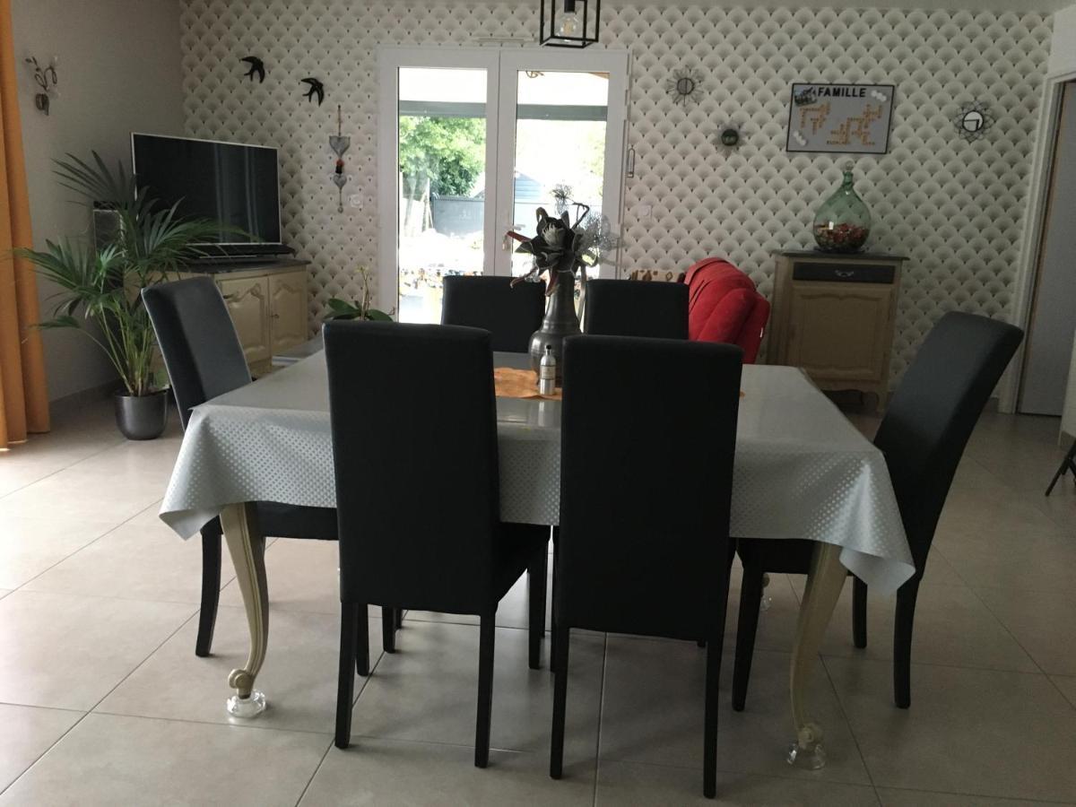 דירות Guécélard Au Vieux Bourg מראה חיצוני תמונה